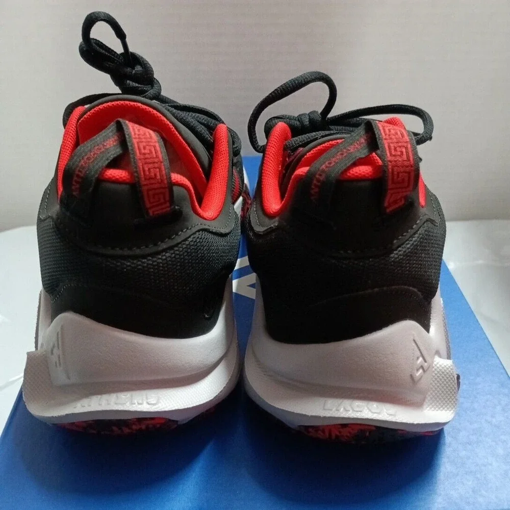 Nike‎ Giannis Immortality 2